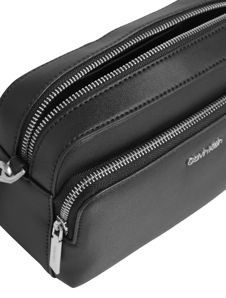 K60K608410_0987_3-BOLSA-TRANSVERSAL-COM-ALCA-LARGA-LOGO