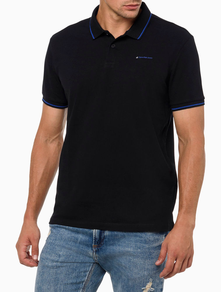 CKJMOU202_0987_1-POLO-LOGO-BASICO