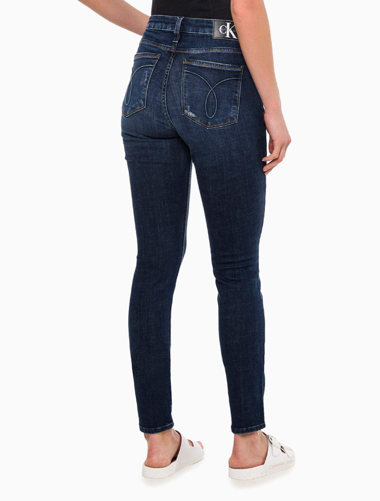CF3PC11JK455_0598_3-CALCA-JEANS-SKINNY-FILI-EMBOSSED