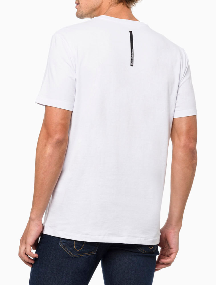 CKJM100_0900_3-CAMISETA-DEC-V-MC-CKJ-MASC-LOGO-RET-PEI