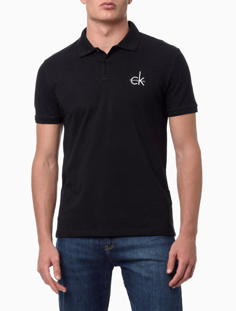 CKJMOU204_0987_1-POLO-LOGO-BASICO