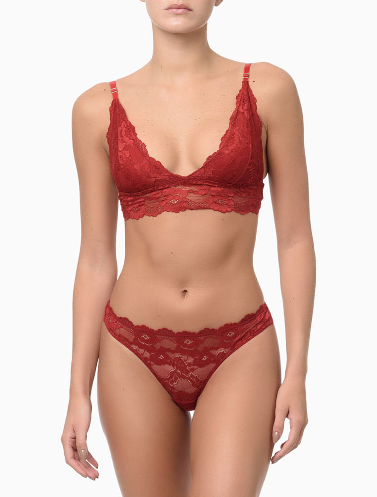 INT402_0395_1-SUTIA-TRIANGULO-CK-BLACK-LACE