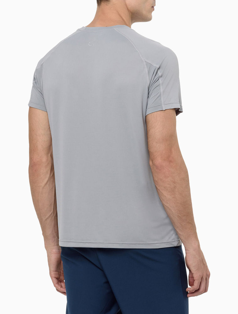 CM3PR66SC611_0902_3-CAMISETA-TREINO-RECORTES-PERFORMANCE
