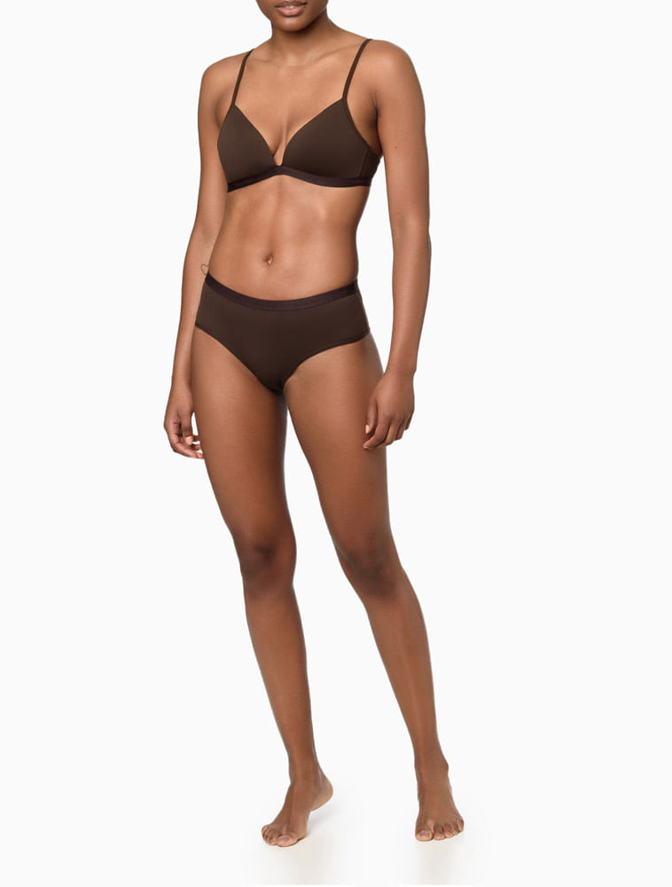 MAR4093_0749_2-SUTIA-TRIANGULO-CK-SOFT-TOUCH