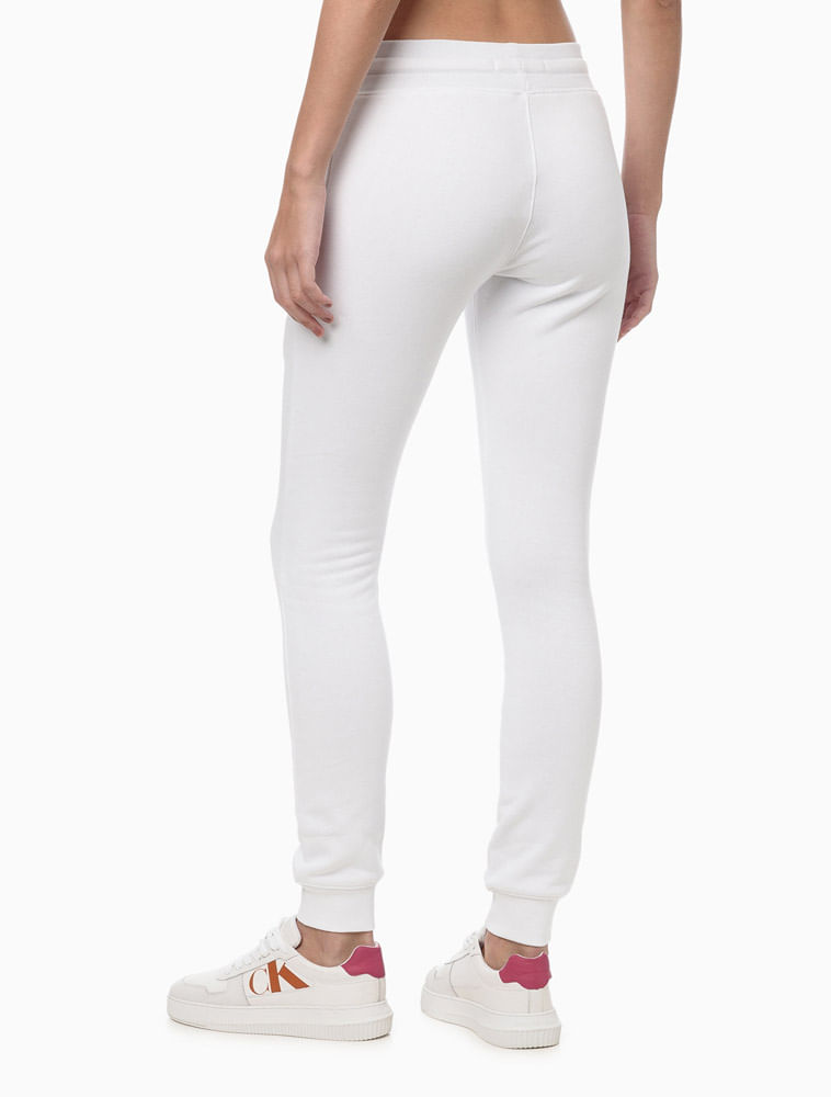 CF4OC10CM001_0900_3-CALCA-DE-MOLETOM-CKJ-FEM-CK-BORDADO