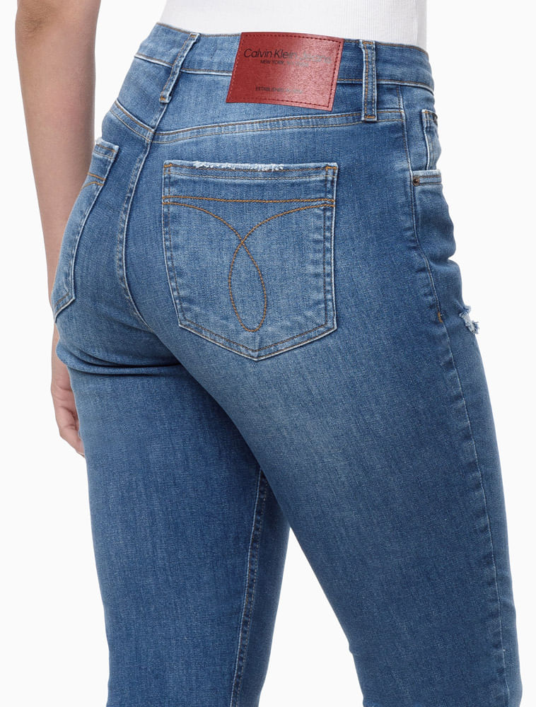 CF4OC11JK567_0585_4-CALCA-JEANS-SKINNY-BARRAS-DESFEITAS
