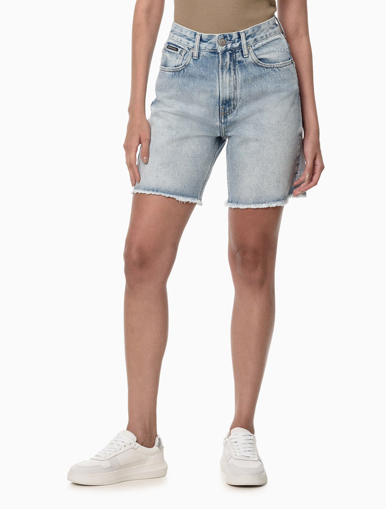 CF4OC13BJ542_0505_1-BERMUDA-JEANS-5-POCKETS-BARRAS-A-FIO