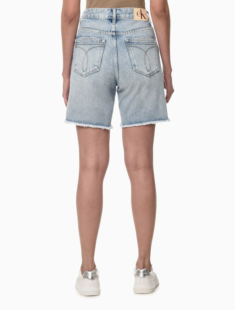 CF4OC13BJ542_0505_3-BERMUDA-JEANS-5-POCKETS-BARRAS-A-FIO