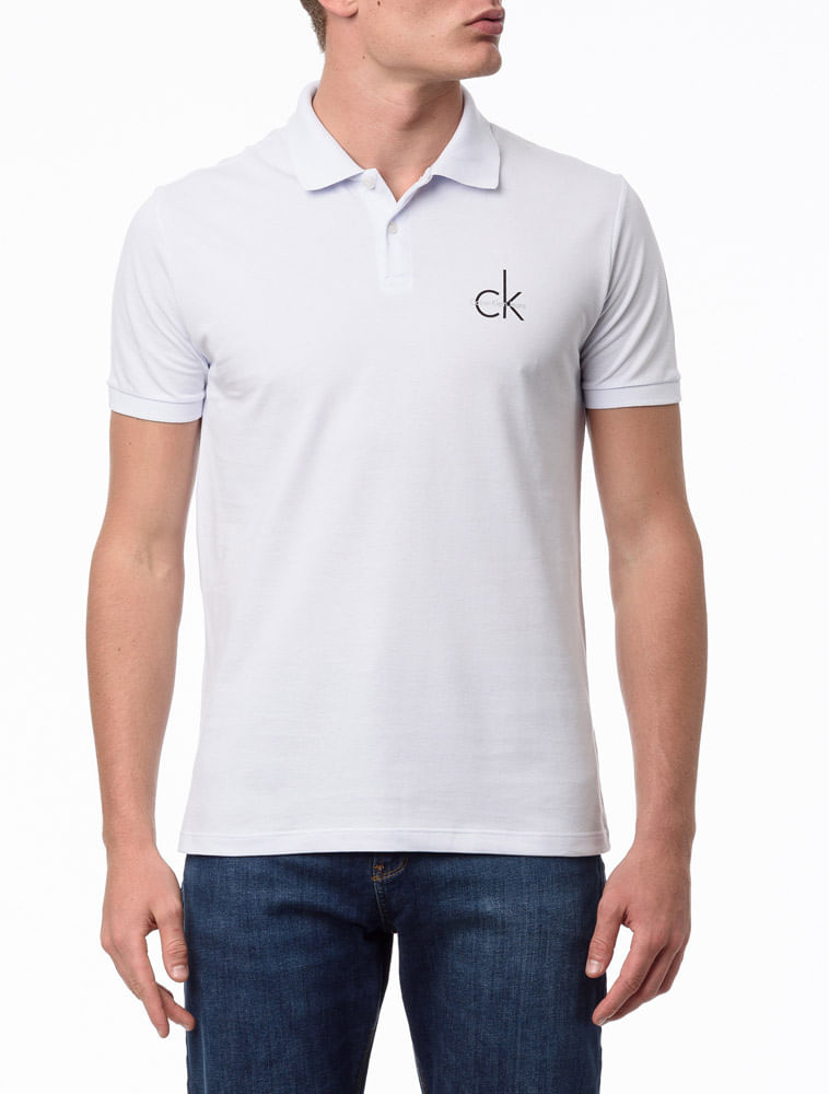 CKJMOU204_0900_1-POLO-LOGO-BASICO