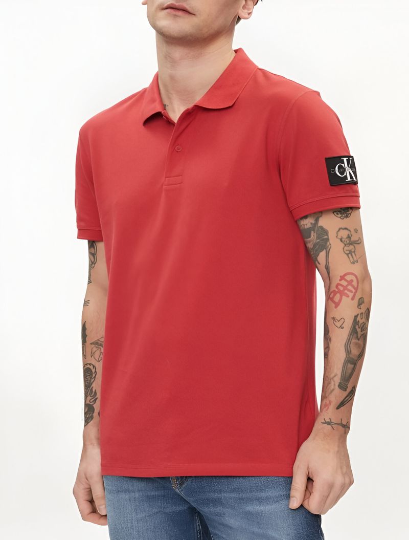 J30J323394_0398_1-POLO-M-C-CKJ-ETIQUETA-MANGA