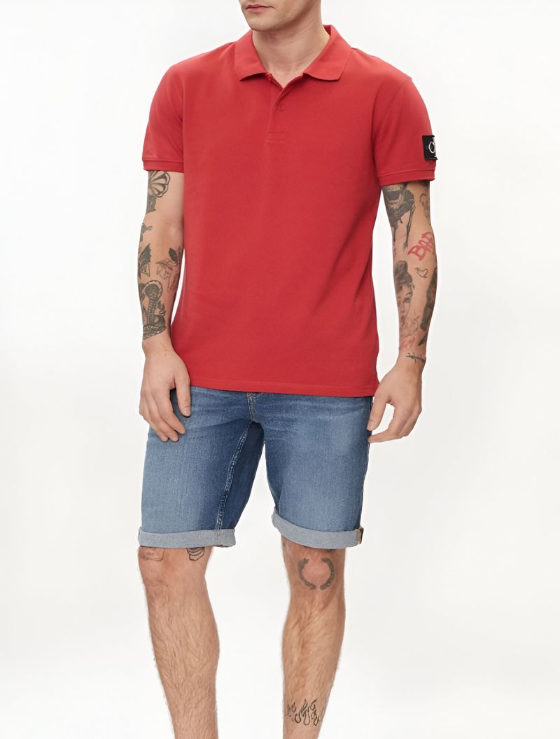 J30J323394_0398_2-POLO-M-C-CKJ-ETIQUETA-MANGA