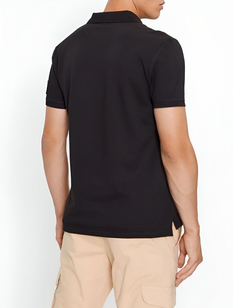 J30J323394_0987_2-POLO-M-C-CKJ-ETIQUETA-MANGA