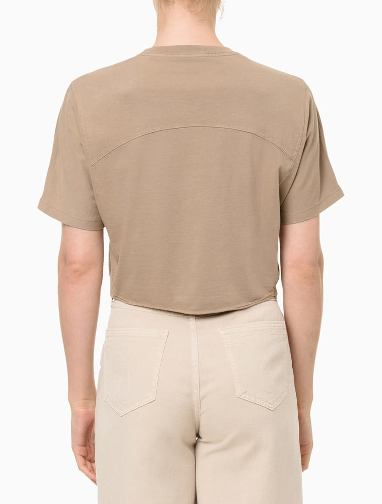 CF4PC01BC099_0712_3-CAMISETA-CKJ-FEM-SILK-TEXTURA-LOCALIZADA