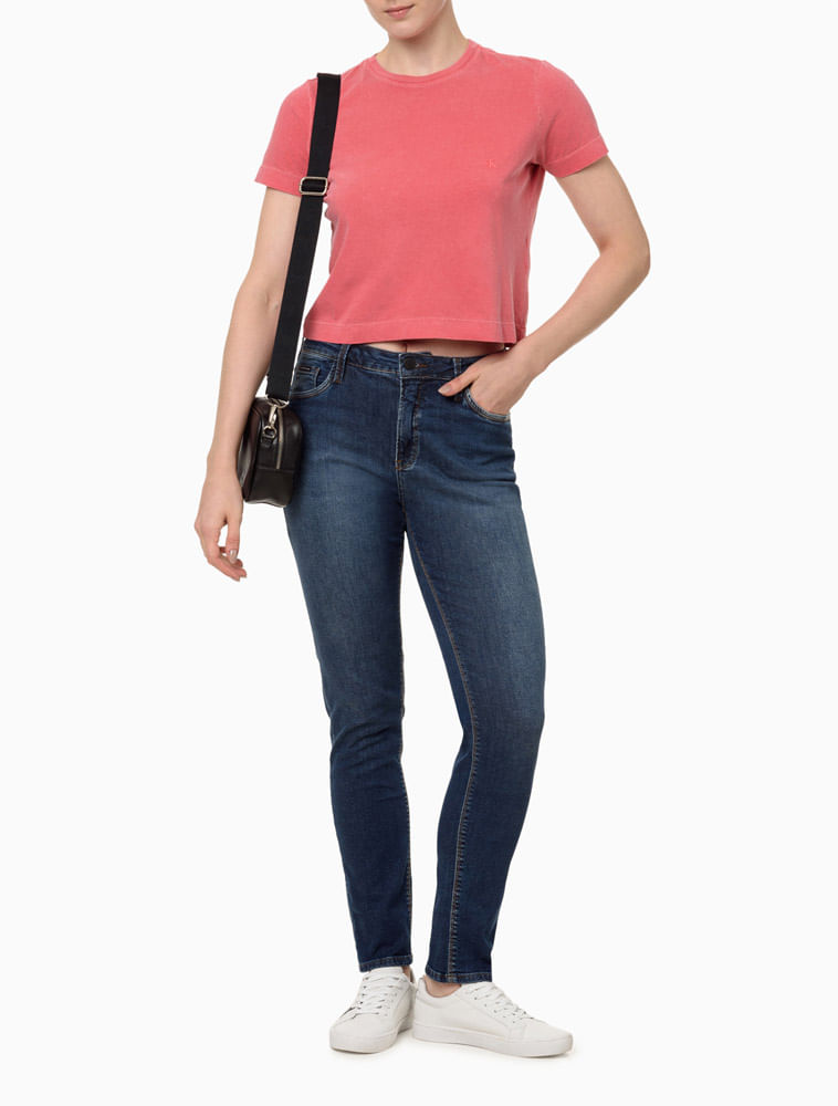 CF4PC01BC110_0222_2-CAMISETA-CKJ-FEM-ESTONADA
