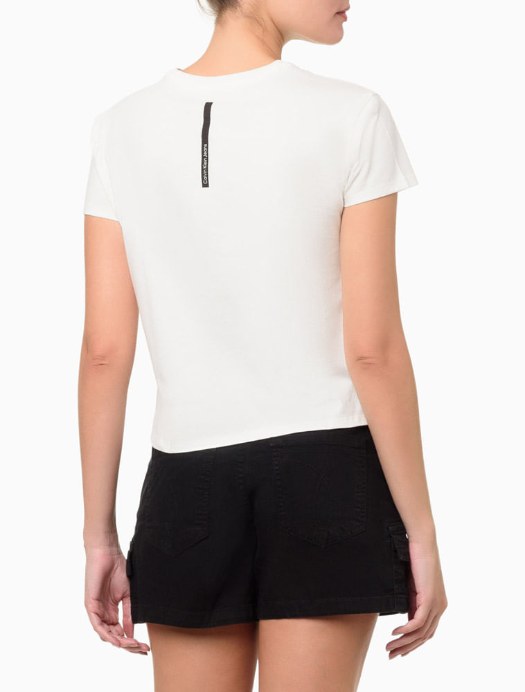 CF4PC01BC115_0111_3-CAMISETA-CKJ-FEM-LOGO-RELEVO-PINO-GLITTE