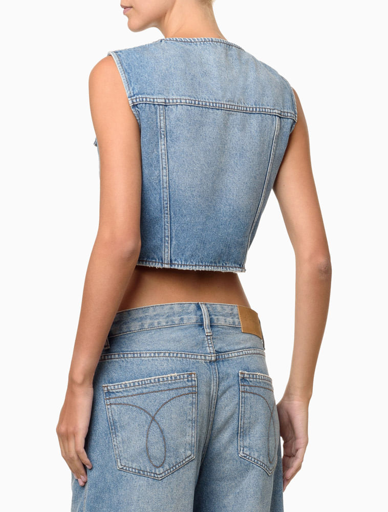 CF4PC08CO354_0505_3-COLETE-JEANS-BOTOES-VISTA