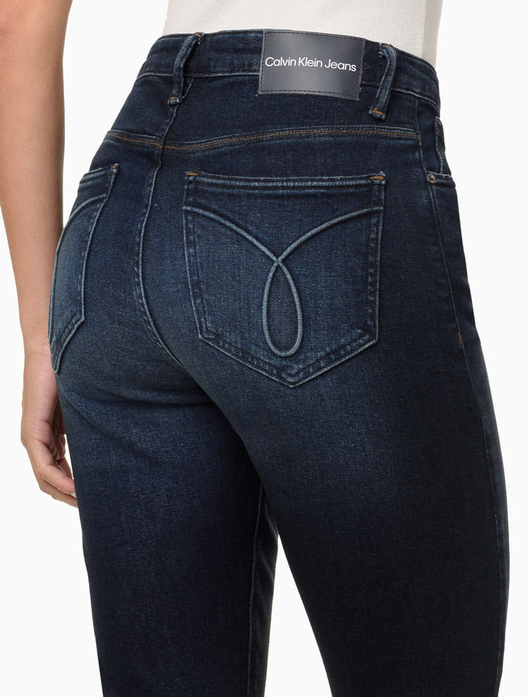CF4PC11JF101_0598_4-CALCA-JEANS-FLARE-FILIGRANA-EMBOSSED