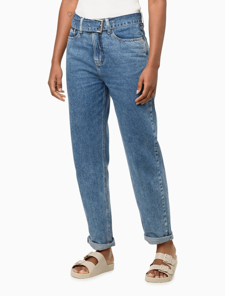 CF4PC11JM073_0585_1-CALCA-JEANS-MOM-COM-CINTO