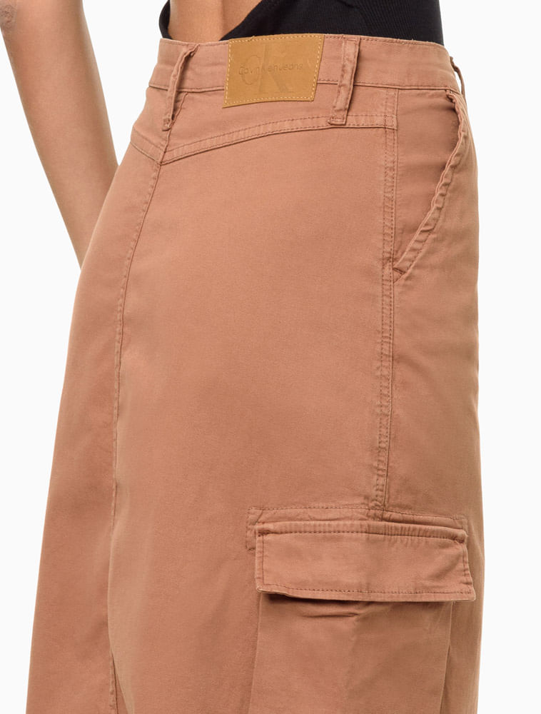 CF4PC16SC373_0716_4-SAIA-COLOR-MIDI-CARGO