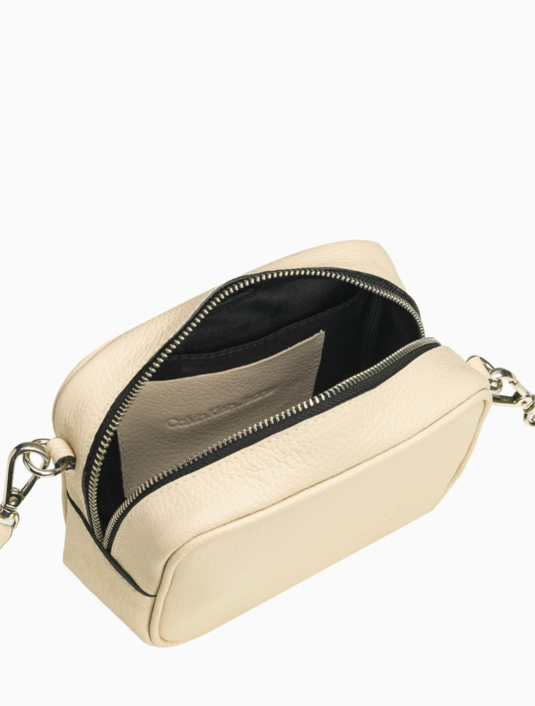 CF4PF86BL475_0703_4-BOLSA-CAMERA-BAG-CKJ-QUEIMA-CK
