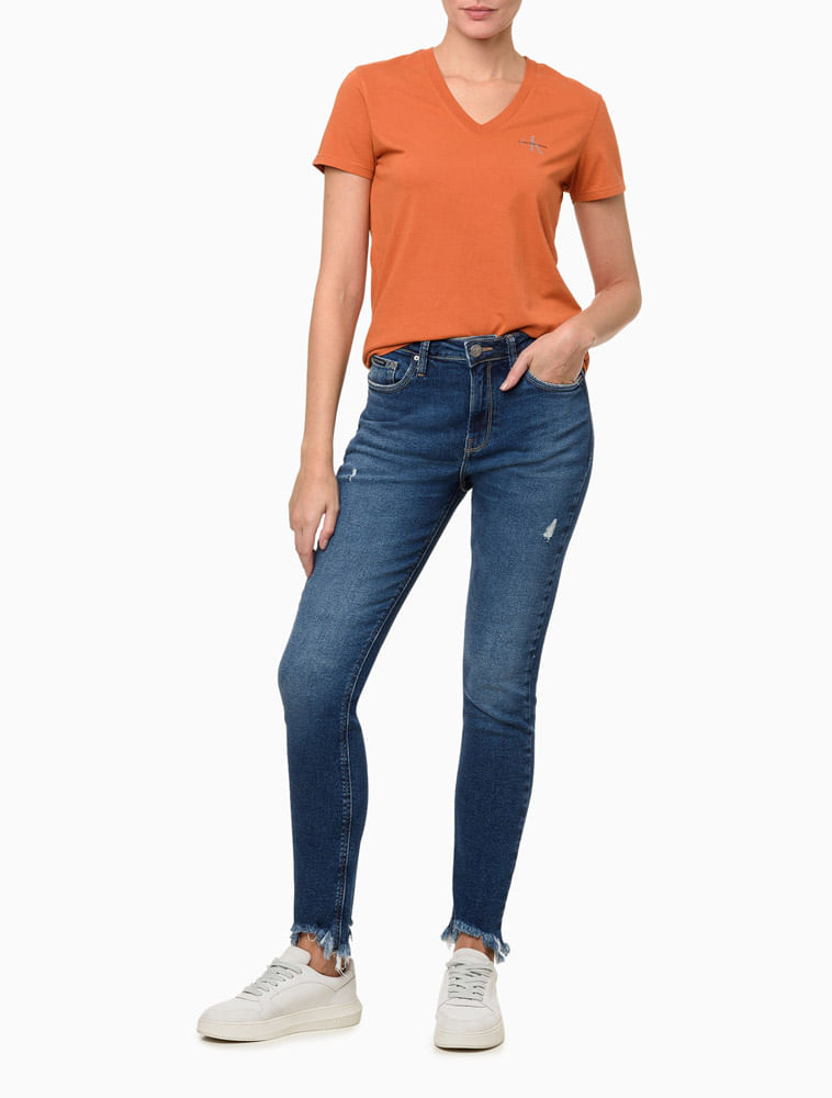 CKJF123G_0182_2-CAMISETA-CKJ-FEM-DECOTE-V-LOGO