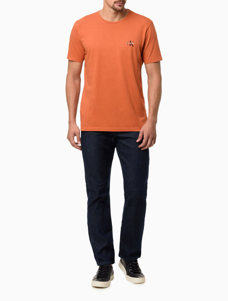 CKJM103G_0981_2-CAMISETA-MC-CKJ-MASC-REISSUE-PEITO