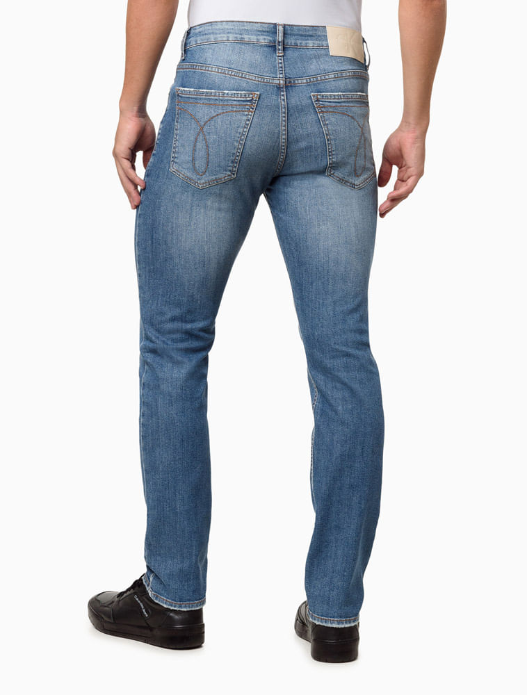 CM4PC11JG591_0585_3-CALCA-JEANS-STRAIGHT-5-POCKETS