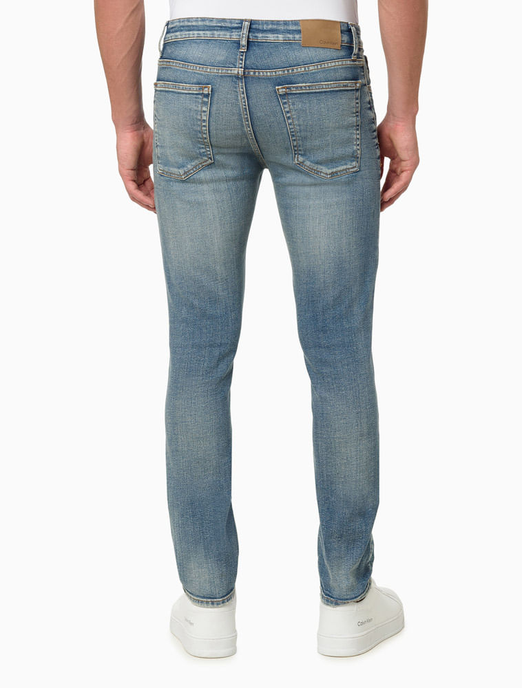 CM4PW11JS531_0585_3-CALCA-JEANS-SLIM-5-POCKETS
