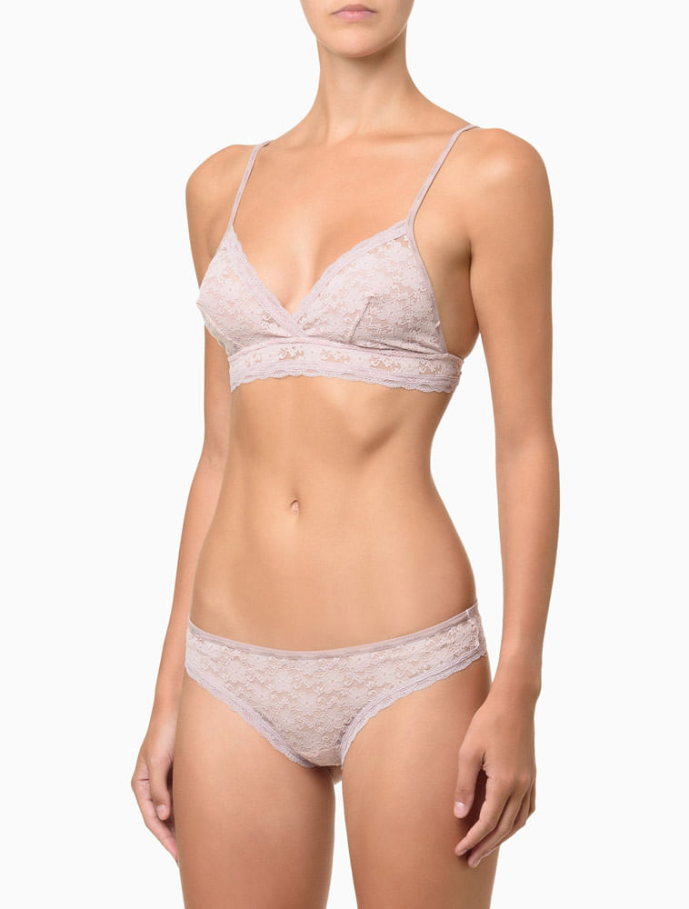 INT416_0401_1-SUTIA-TRIANGULO-CK-MICROLOGO-LACE