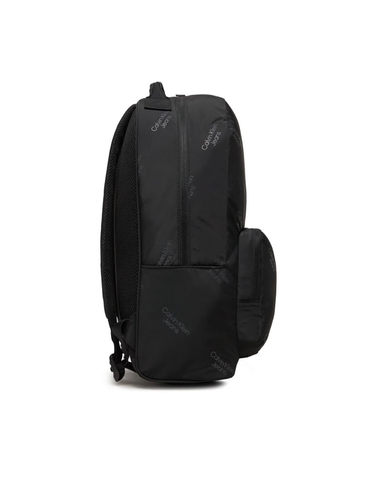 K50K511719_0987_2-MOCHILA-CKJ-MASC-EM-POLIESTER