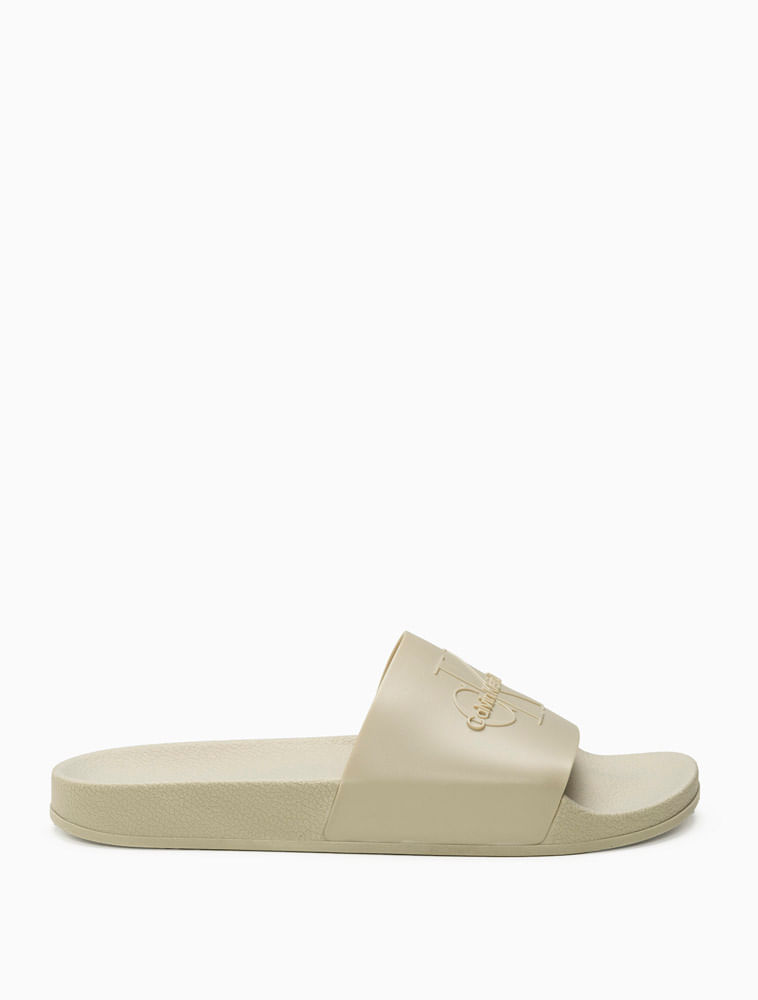 CF4PC43CH809_0712_1-CHINELO-CKJ-SLIDE