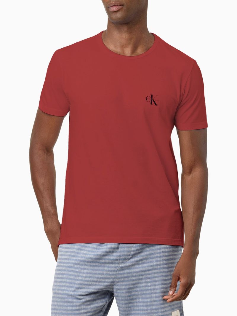 CKJM103G_0395_1-CAMISETA-MC-CKJ-MASC-REISSUE-PEITO