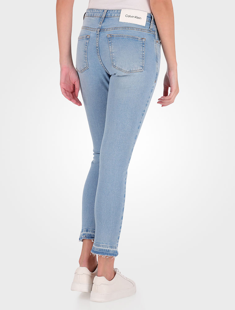 CF4PW11JK655_0505_3-CALCA-JEANS-SKINNY-BARRAS-DESFEITAS