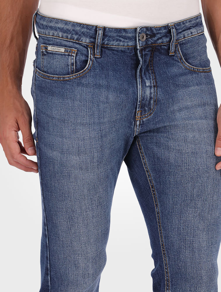 CM4PW11JG593_0585_2-CALCA-JEANS-STRAIGHT-5-POCKETS