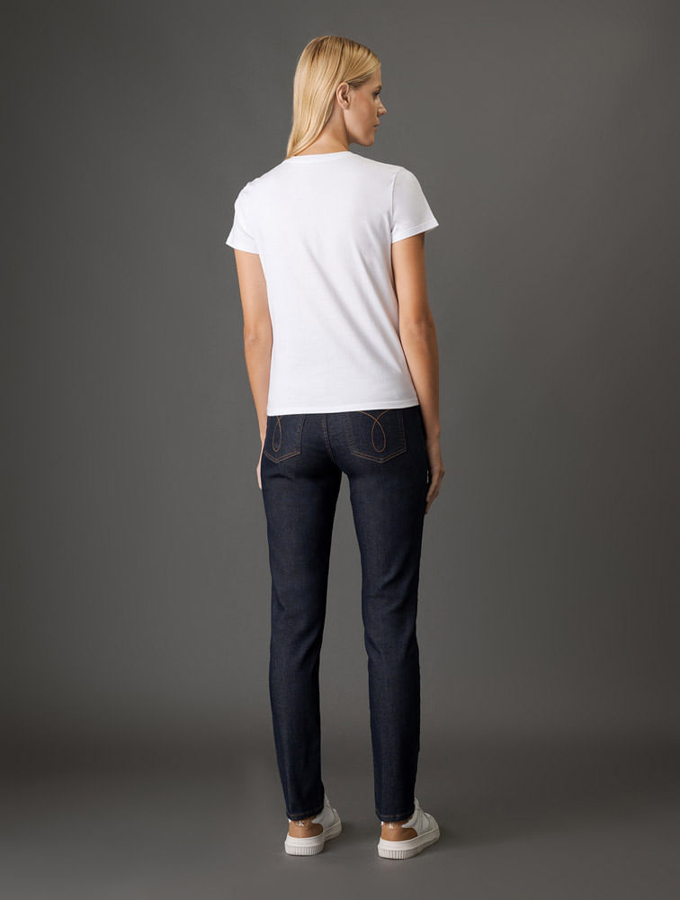 CKJF106_0900_2-CAMISETA-CKJ-FEM-LOGO-EMBOSSED