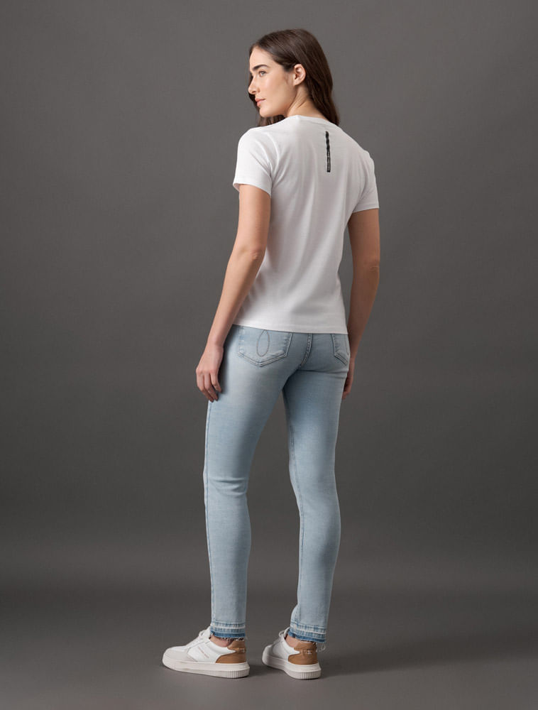 CKJF105_0900_2-CAMISETA-MC-REGULAR-LOGO-OMEGA