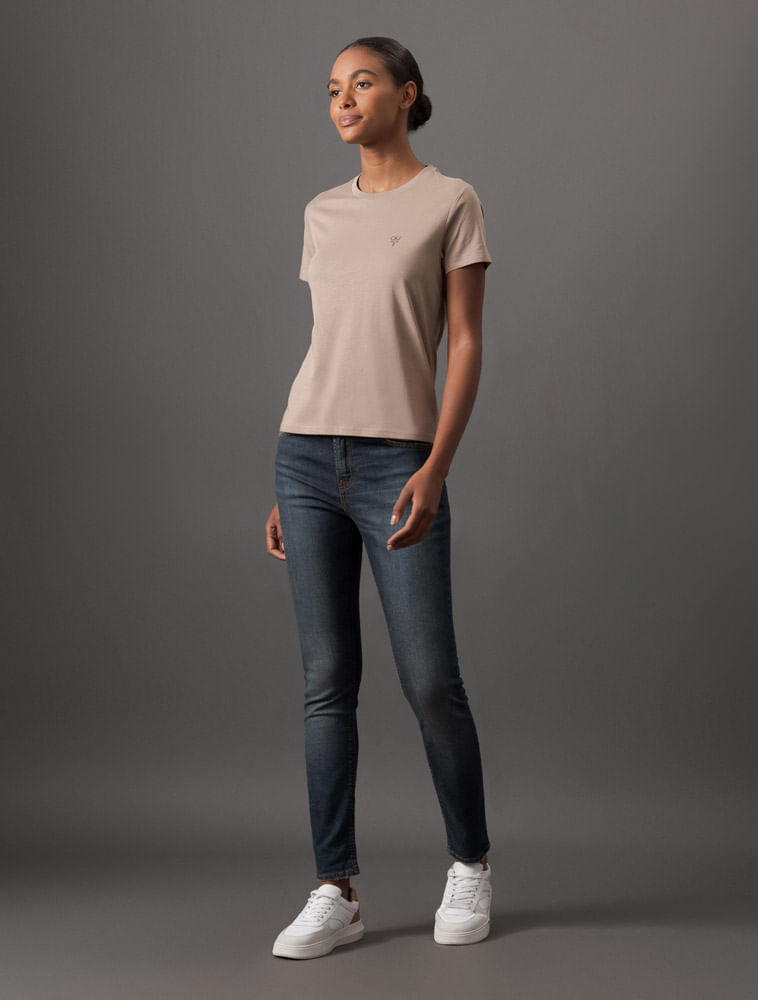 CKJF105_0716_3-CAMISETA-MC-REGULAR-LOGO-OMEGA