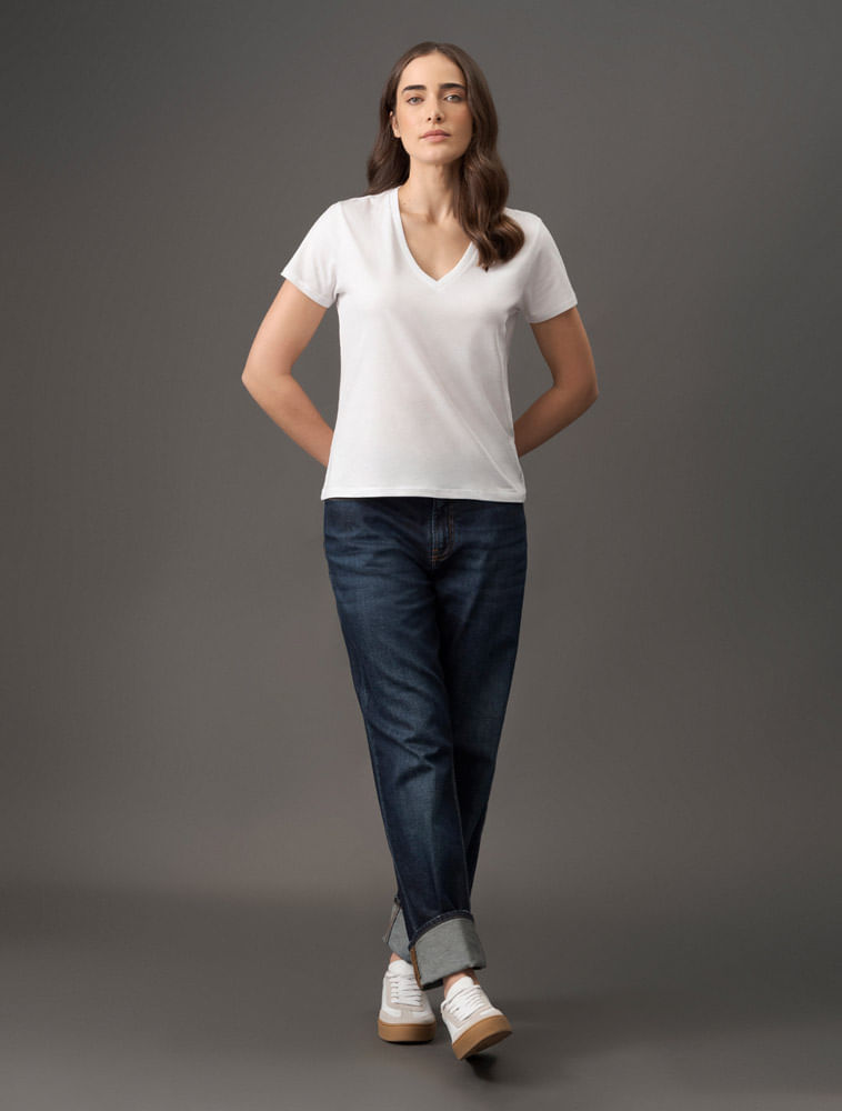 CKJF05_0900_3-CAMISETA-CKJ-FEM-M-C-ESSENTIALS-GOLA-V