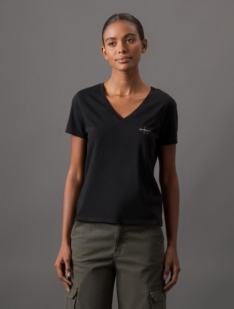 CKJF123_0987_1-CAMISETA-CKJ-FEM-DECOTE-V-REISSUE