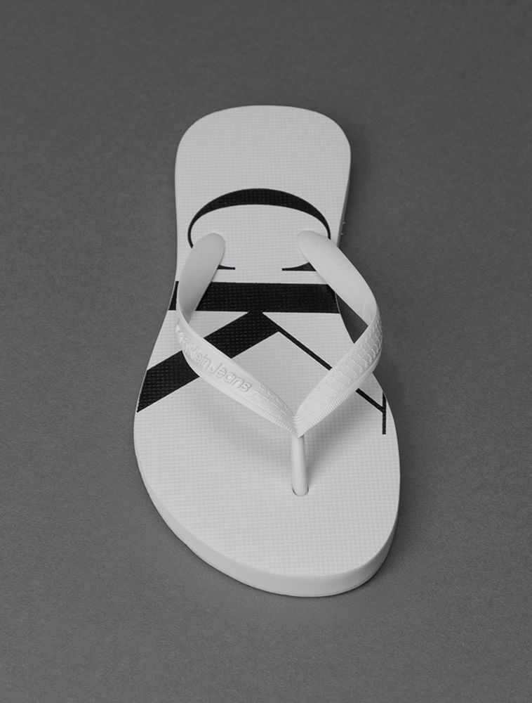 CKJG1102_0900_3-CHINELO-CKJ-LOGO-CORRIDO-CK