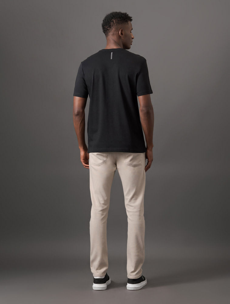 CKJM05_0987_2-CAMISETA-CKJ-MC-DEC-V-ESSENTIALS