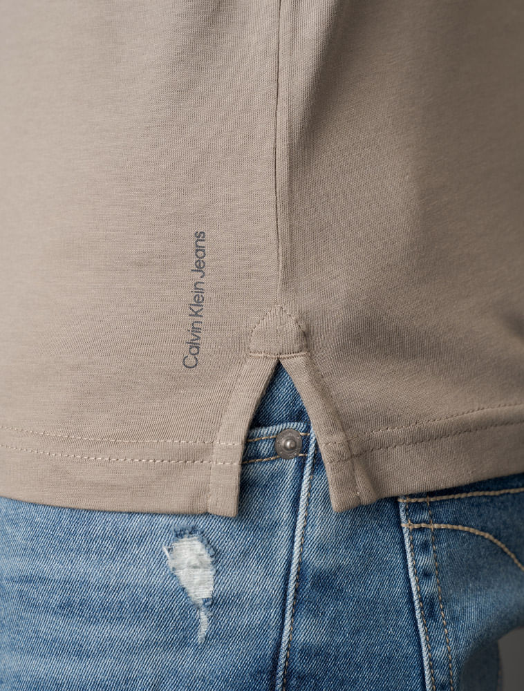 CKJM04_0716_4-CAMISETA-CKJ-MC-ESSENTIALS