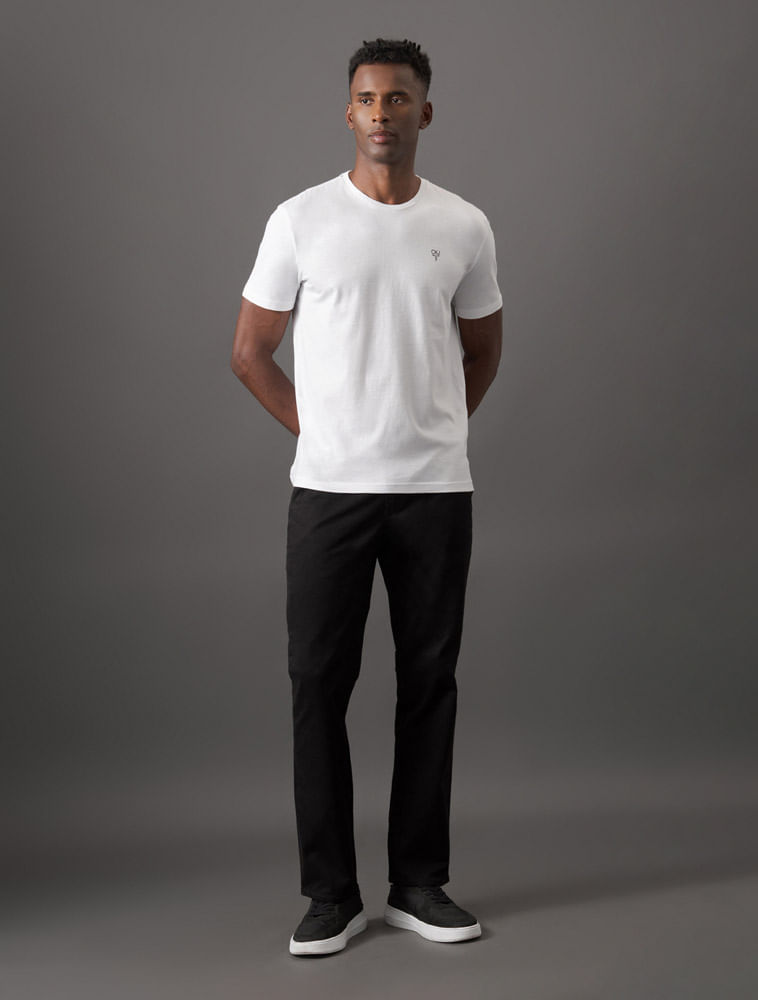 CKJM107_0900_3-CAMISETA-MC-CKJ-MASC-OMEGA-PEITO
