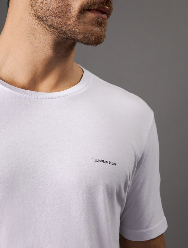 CKJM101_0900_4-CAMISETA-MC-CKJ-MASC-LOGO-BASICO-PEITO