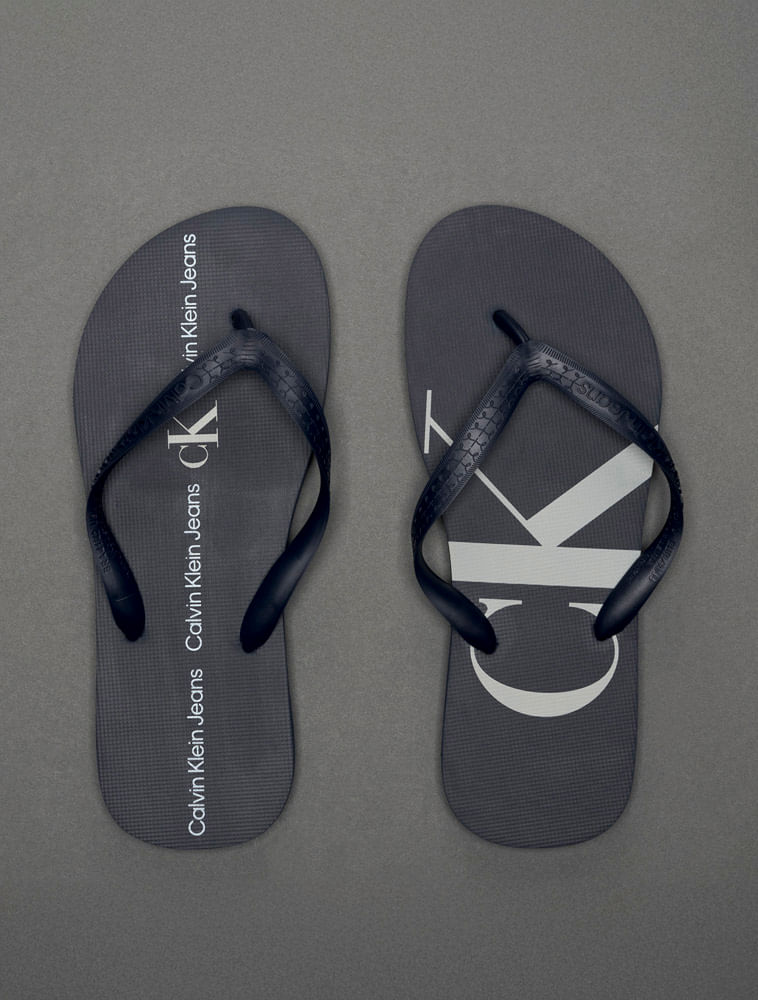 CKJM1108_0598_2-CHINELO-CKJ-LOGO-CORRIDO-CK