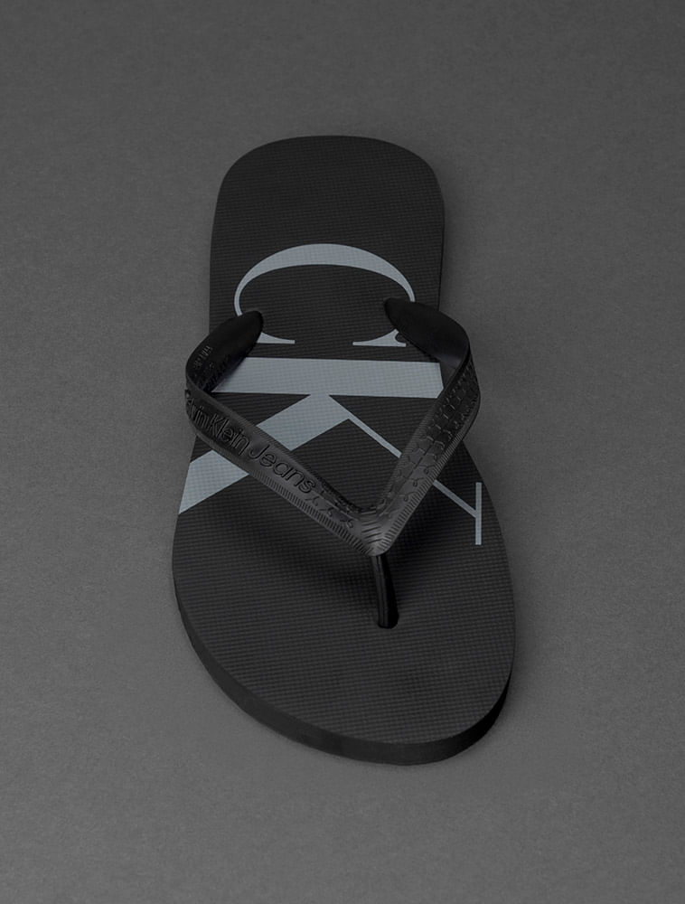 CKJM1108_0987_3-CHINELO-CKJ-LOGO-CORRIDO-CK