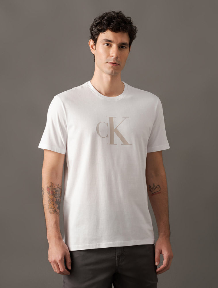 CKJM120_0900_1-CAMISETA-MC-CKJ-MASC-CK-GEL