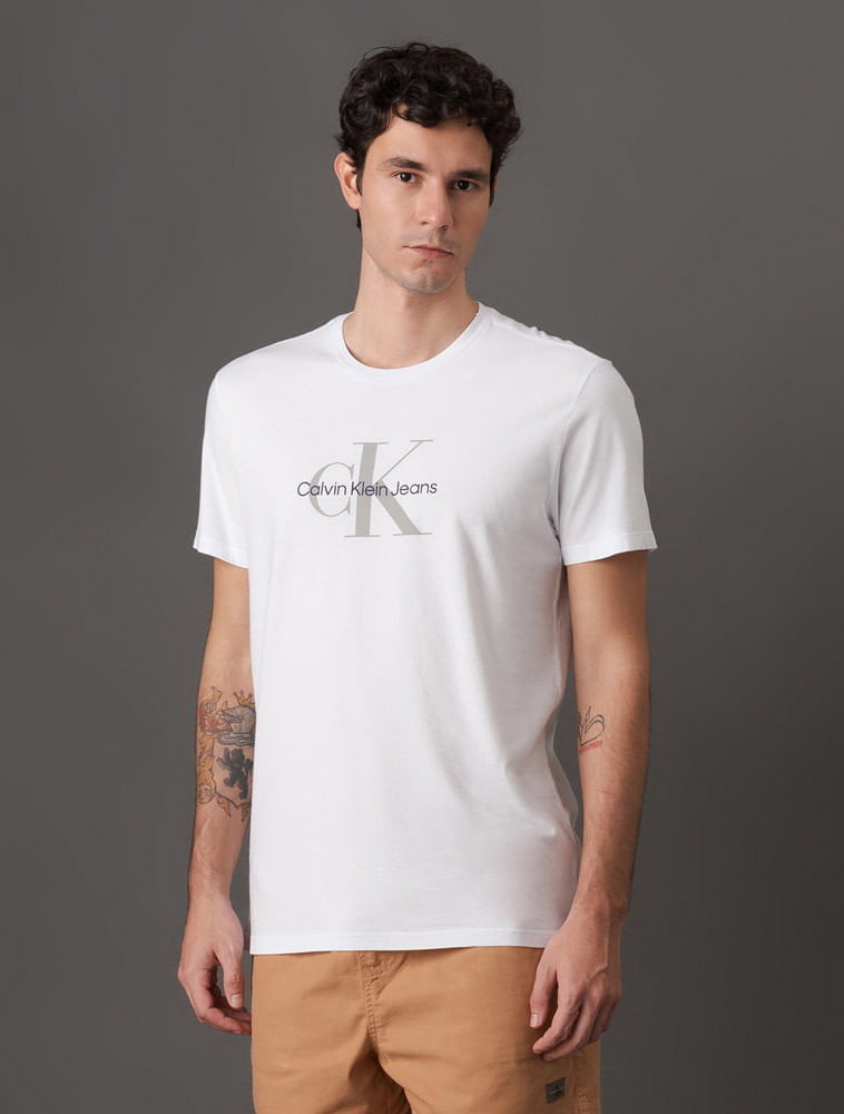 CKJM121_0900_1-CAMISETA-MC-CKJ-MASC-RE-ISSUE