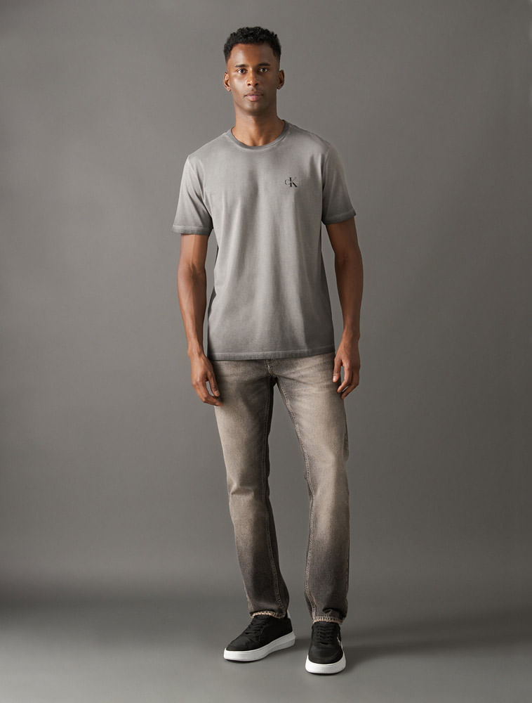 CKJM113_0984_3-CAMISETA-MC-CKJ-MASC-REISSUE-TINTO-SUJO