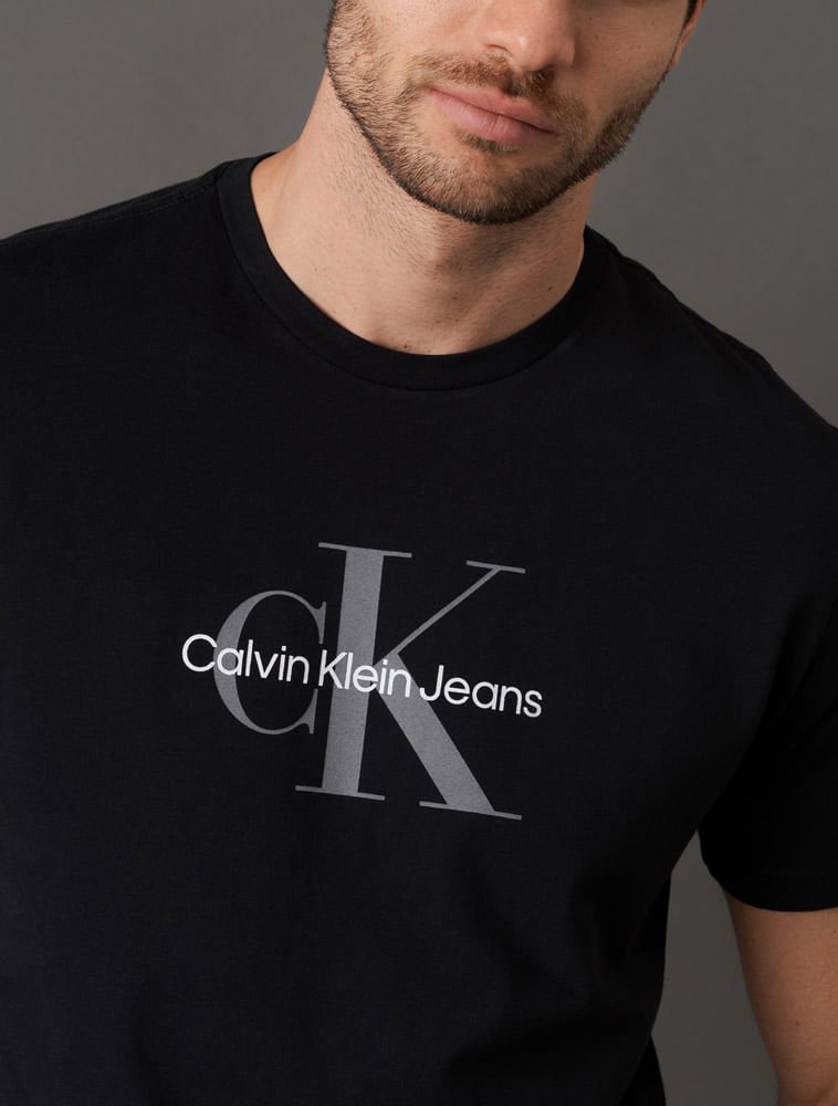 CKJM121_0987_4-CAMISETA-MC-CKJ-MASC-RE-ISSUE